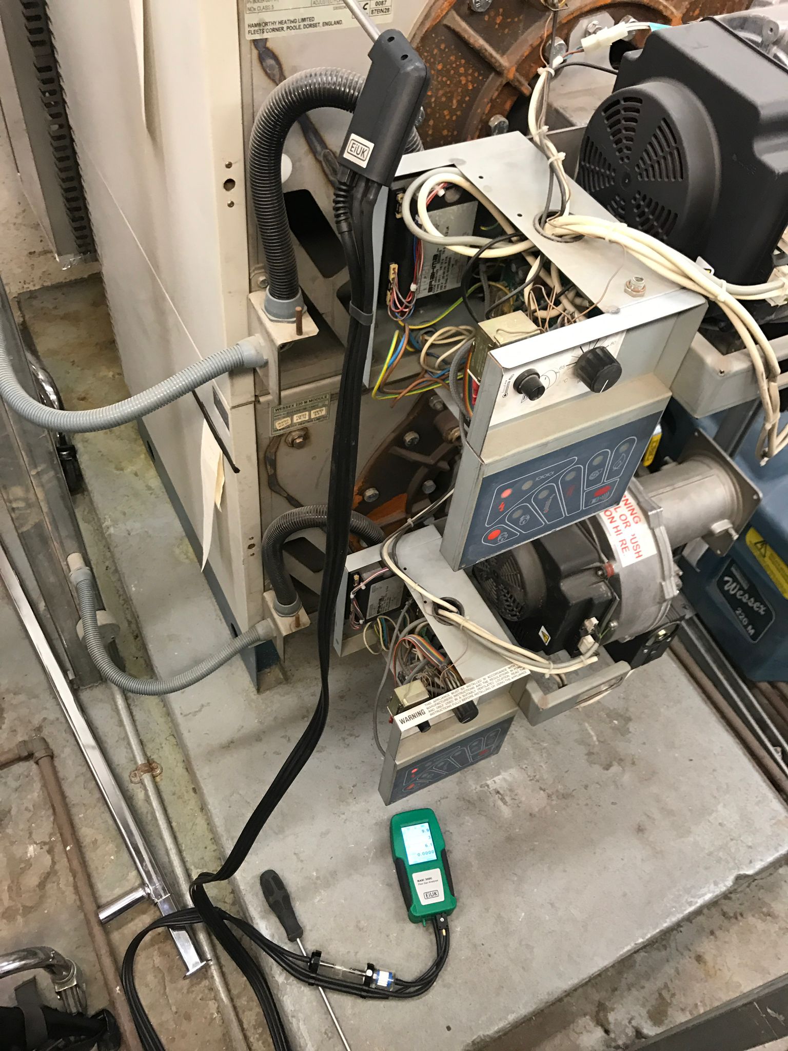 gas safe registered engineer near me Hillingdon, UB8, UB10